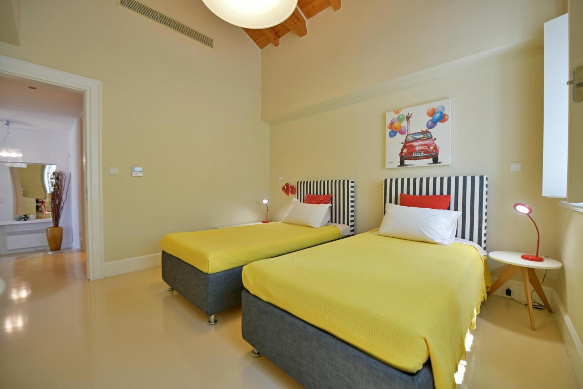 Hydra Kamini Beach Thea Екстер'єр фото